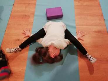 lezione yoga bimbi4